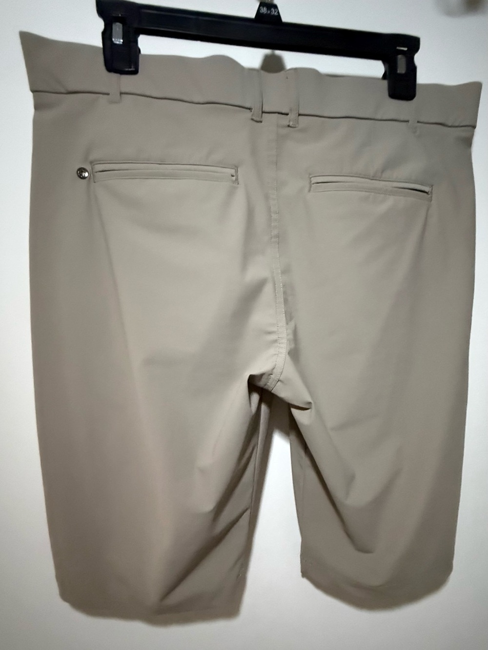 • GREYSON • Men's Montauk 10" Short • - Picture 3 of 6